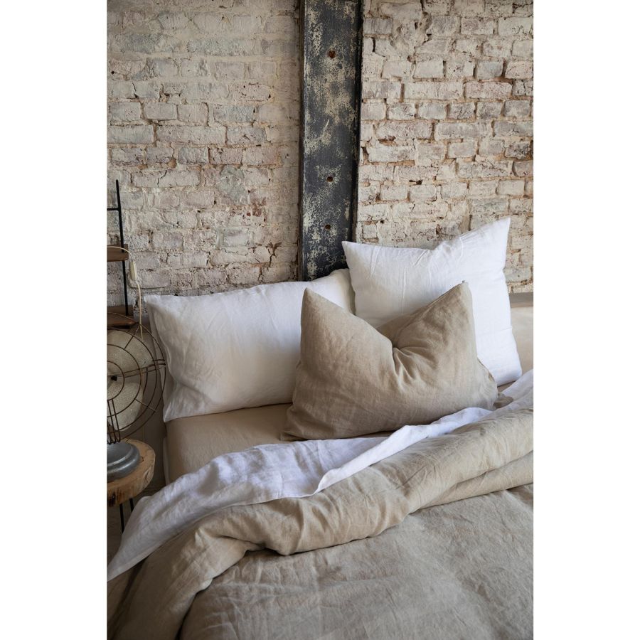 Taie d'oreiller Zeff blanc 65 x 65 cm en lin lavé – vue 3
