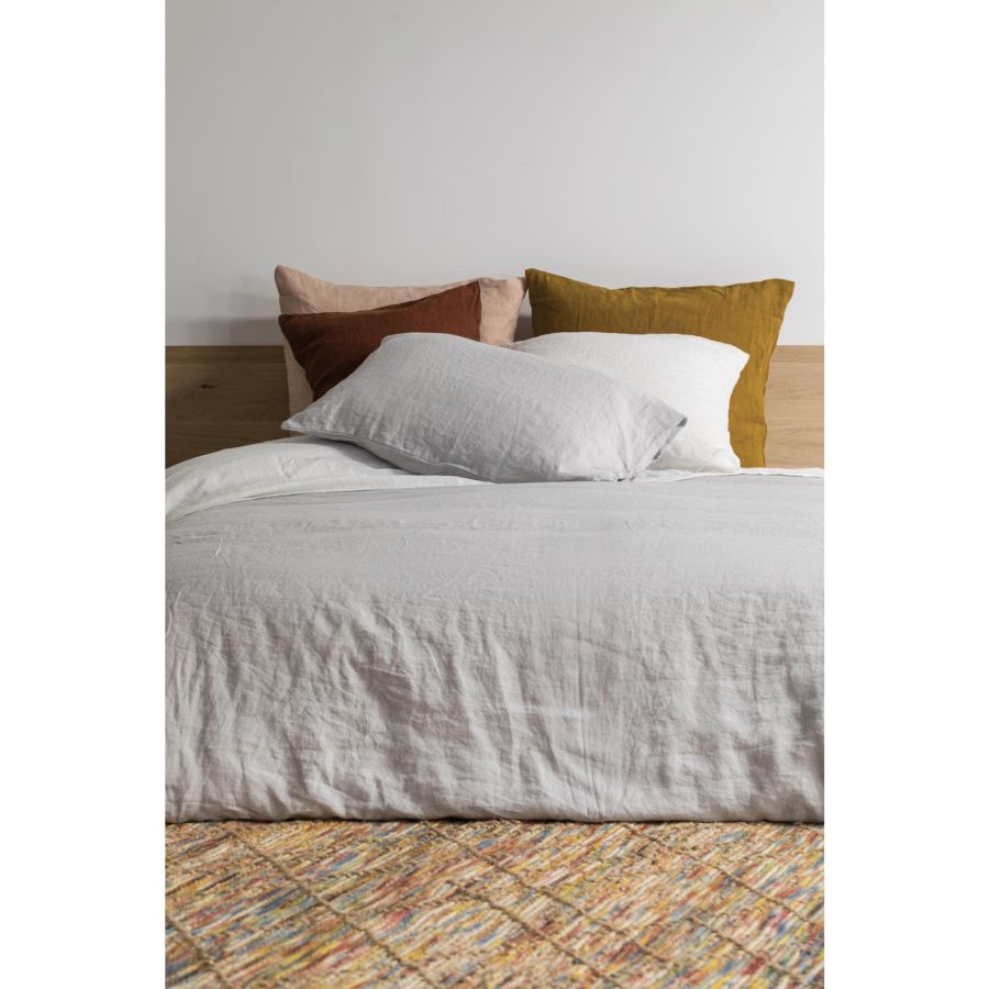 Taie d'oreiller Zeff bronze 65 x 65 cm en lin lavé – vue 2
